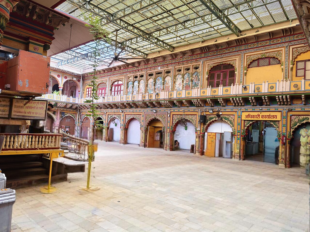 Dwarkadhish Temple, Mathura