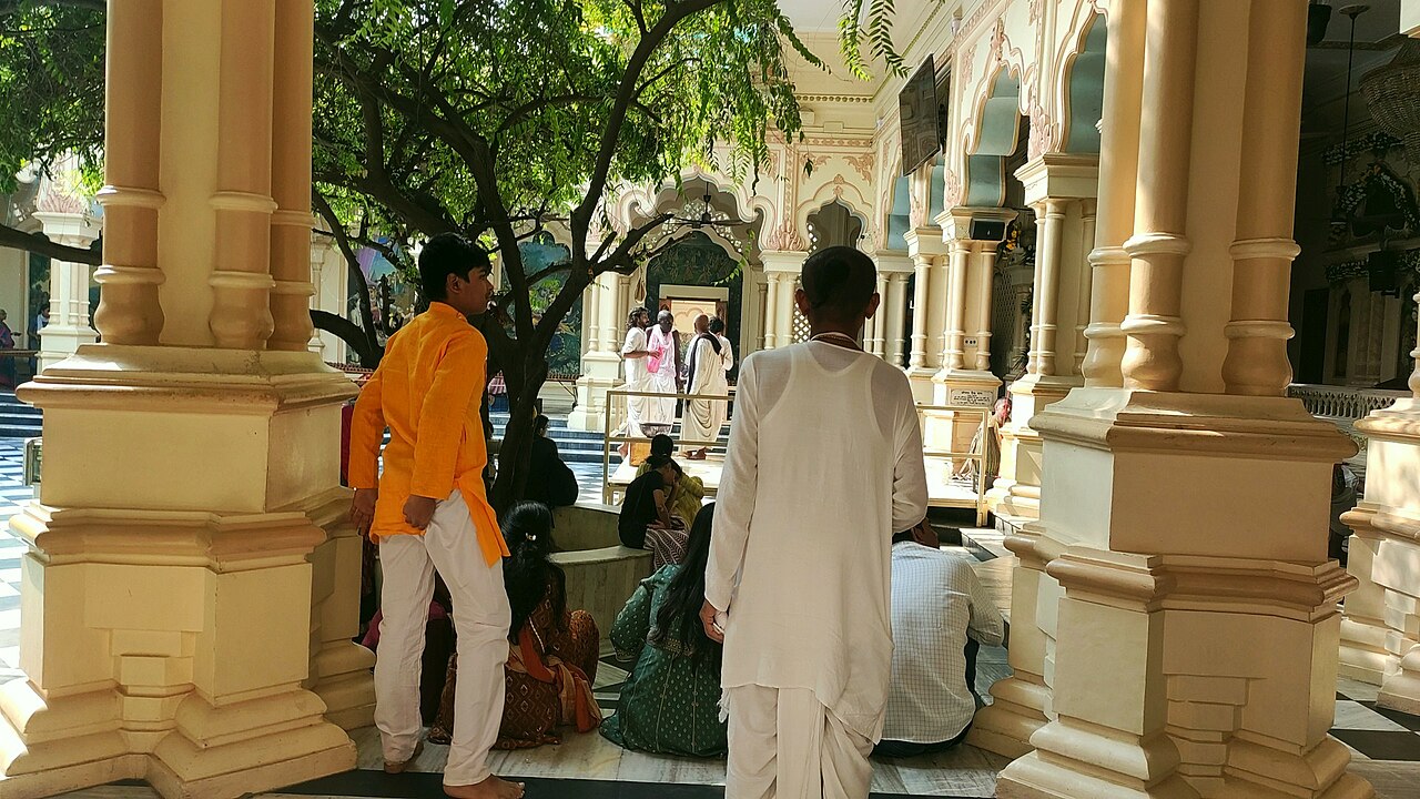 Krishna Balaram Mandir, Vrindavan
