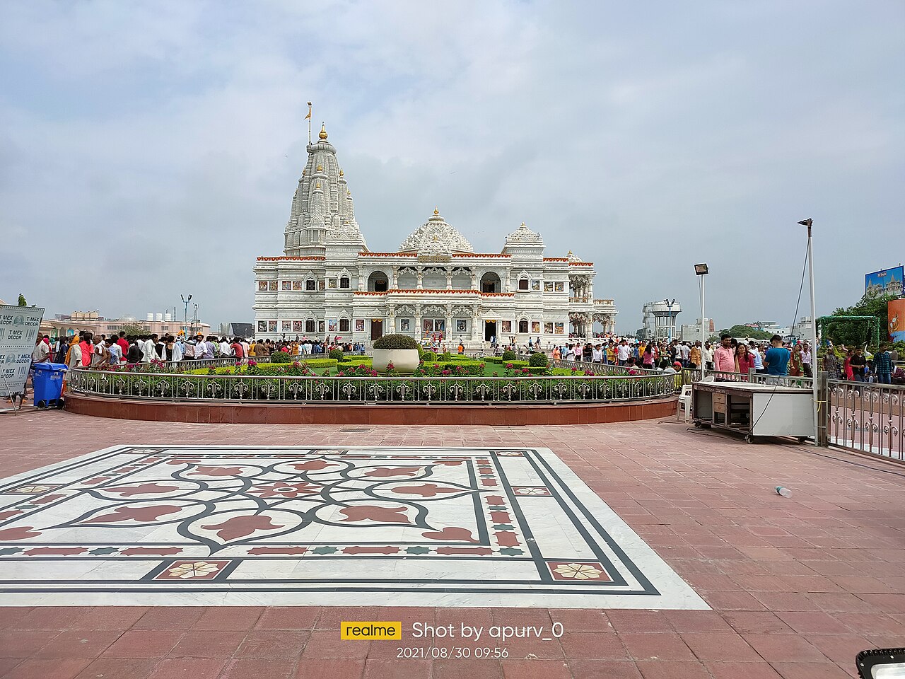 Prem Mandir by day